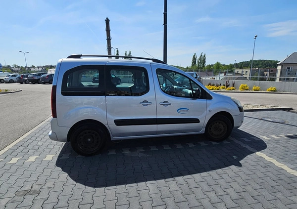 Citroen Berlingo cena 17300 przebieg: 306800, rok produkcji 2012 z Kielce małe 79